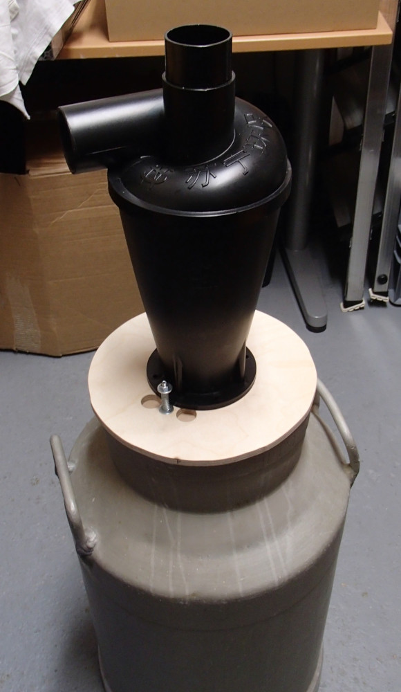 Preliminary assembly of cyclone