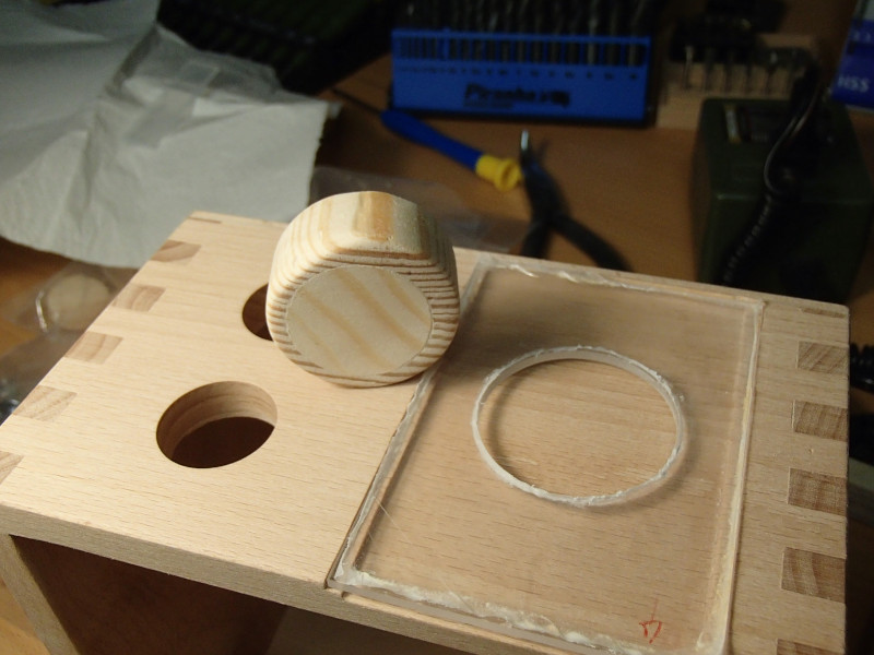 Socket on housing (1)